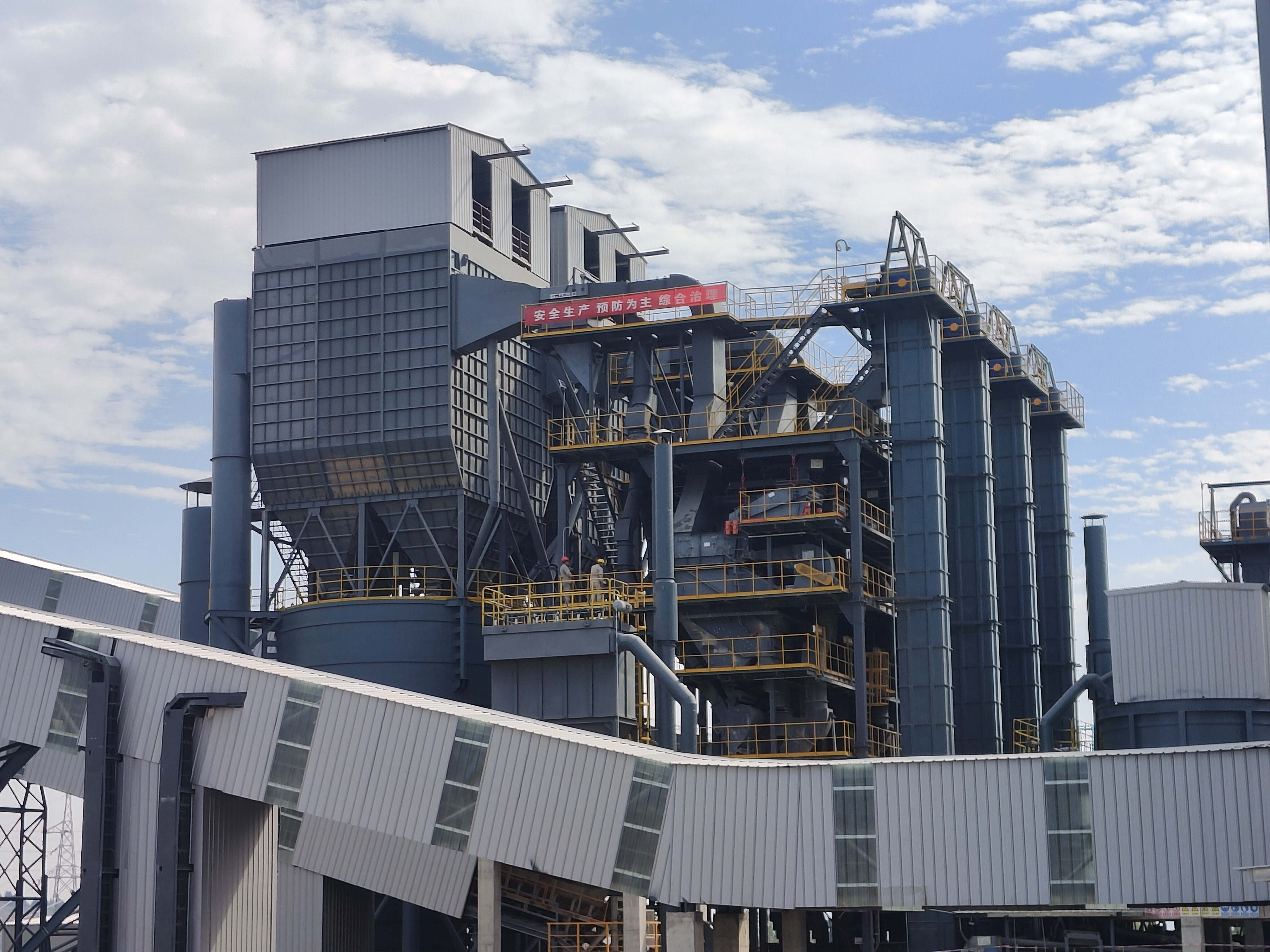 28項大型基礎建設工程獲批，制砂樓助力企業(yè)提高砂石品質(zhì)